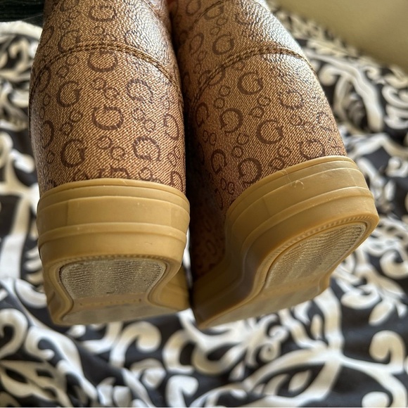 Guess Monogram Women’s Sneaker Wedges 7 Beige Casual Street y2K Street Style - Picture 8 of 11